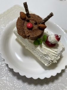 トナカイのロールケーキ画像