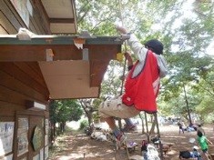 縄を使って登るっ！