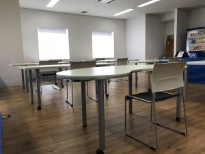 ロビー学習コーナー　8席