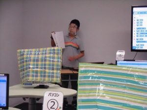 中高生が教えるプログラミング教室