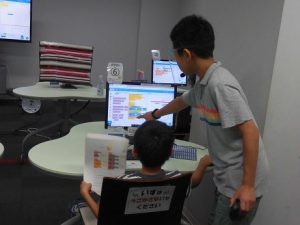 中高生が教えるプログラミング教室