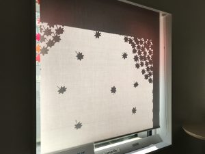 窓辺の紅葉