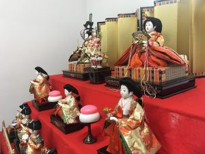 おだいりさま、おひなさま、三人官女の画像