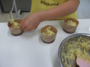 ゆで卵とソーセージのマフィン